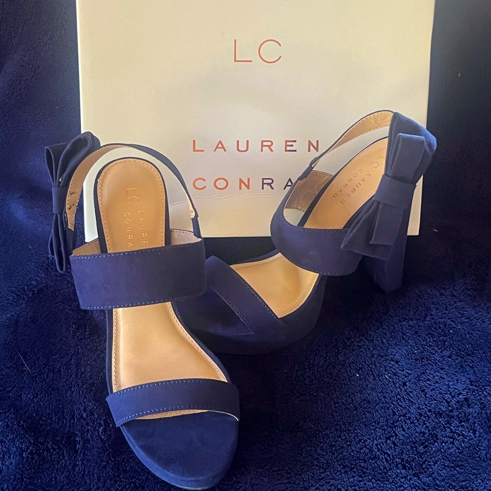 Lauren Conrad Navy Blue Block Heel with Bow - Picture 2 of 3
